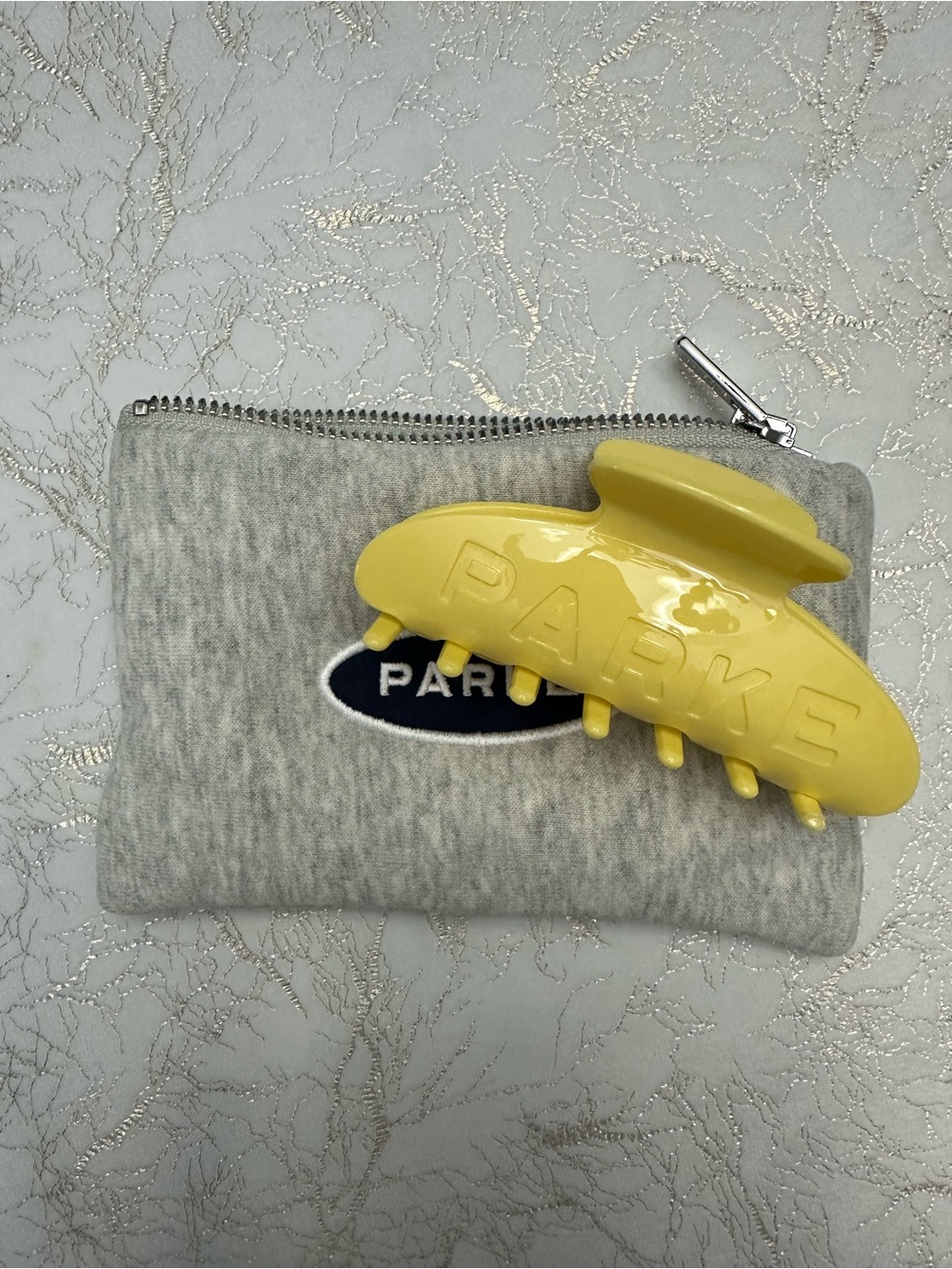 PARKE Claw Clip & Pouch - Peel Yellow
NWT
